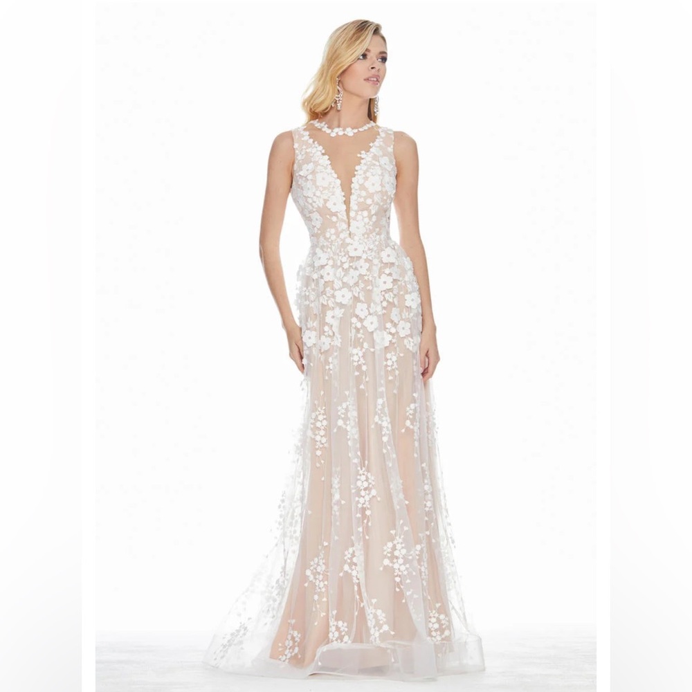 Ashley Lauren Prom/Wedding dress like new!